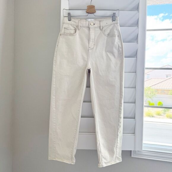 WHBM Extra High Rise Barrel Jeans in Natural Cream Size 4 - Picture 6 of 13